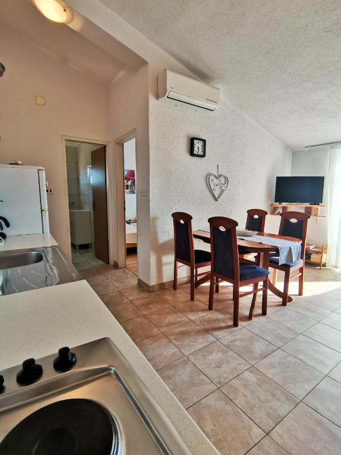 Apartment Hramina Murter Exterior photo