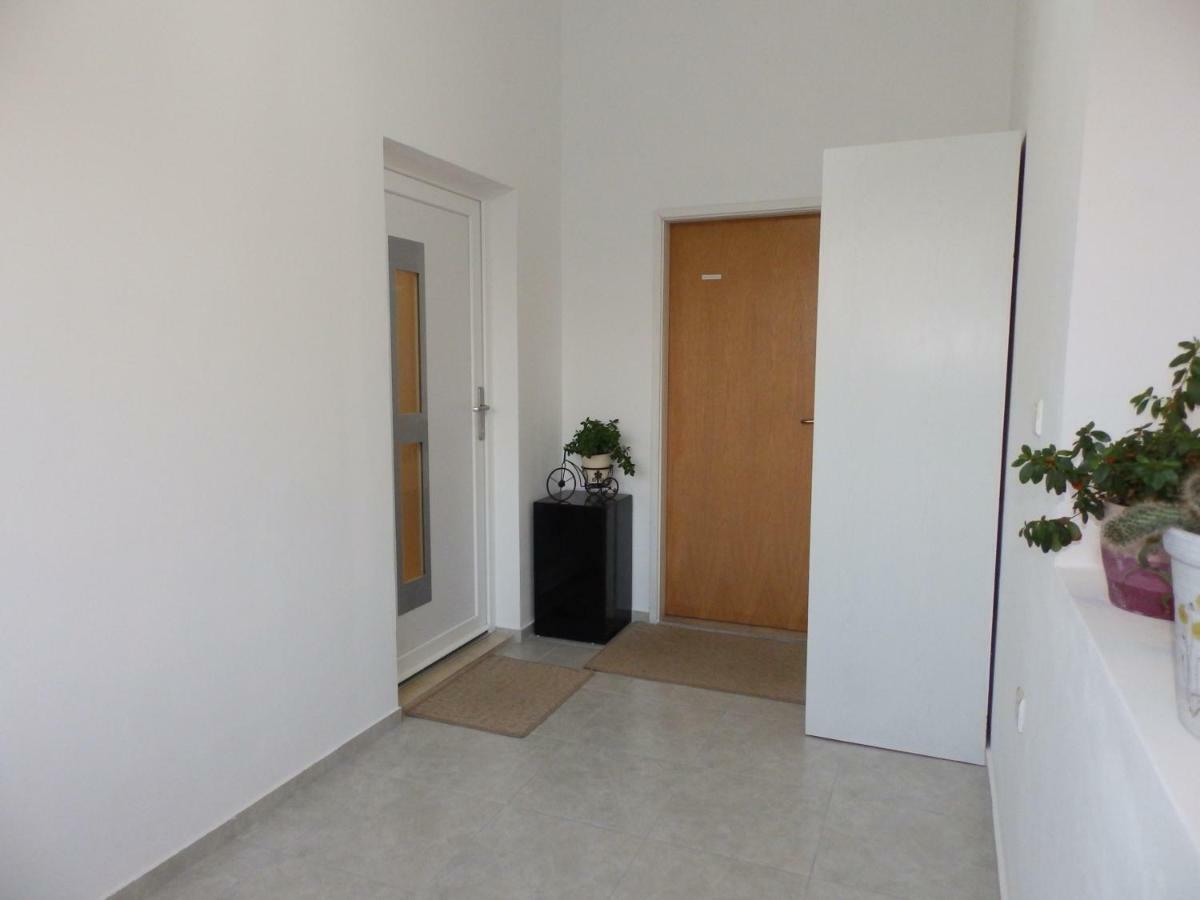 Apartment Hramina Murter Exterior photo